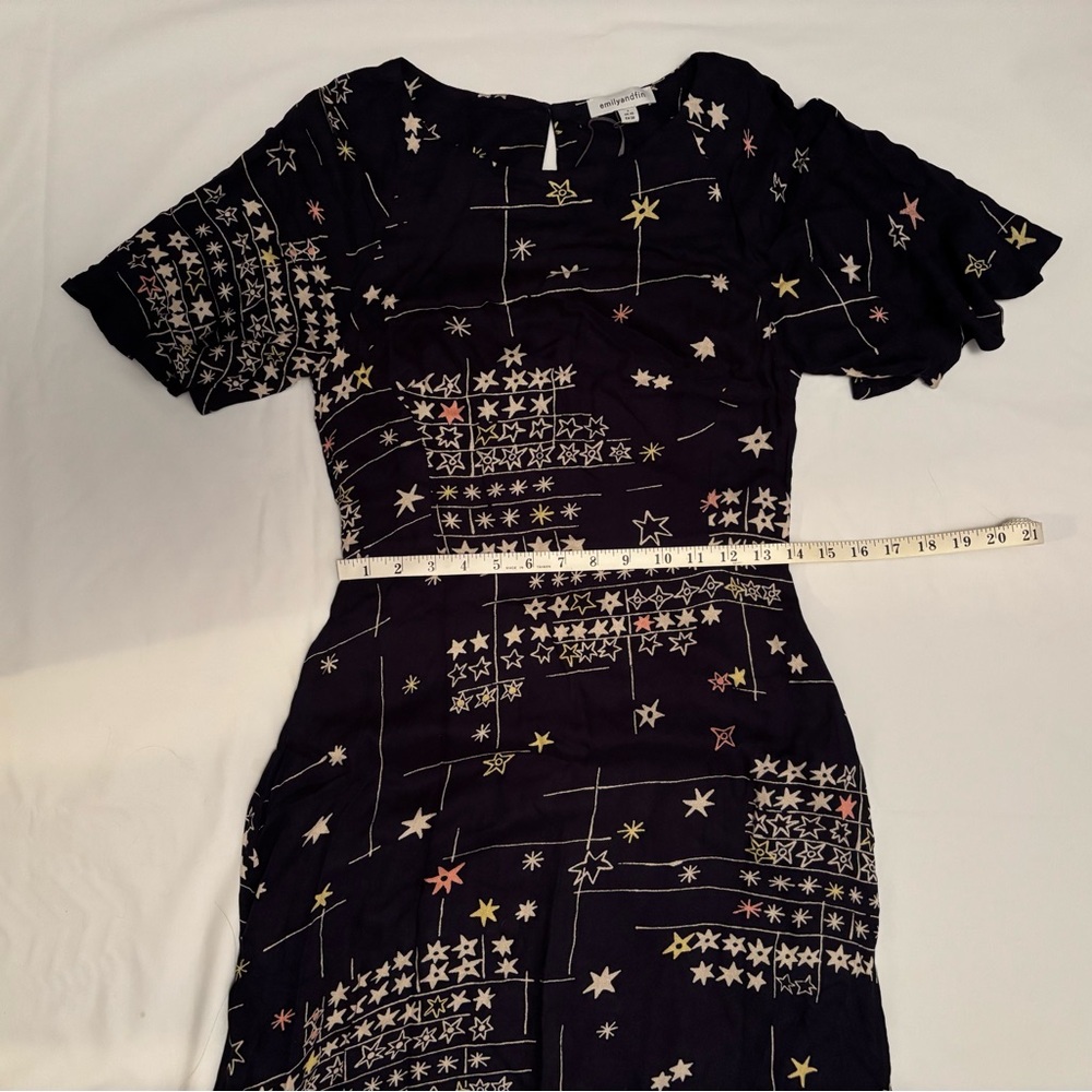 EMILY AND FIN | Suzanna Dress Abstract Stars [Sample Sale Item!] - Picture 4 of 8